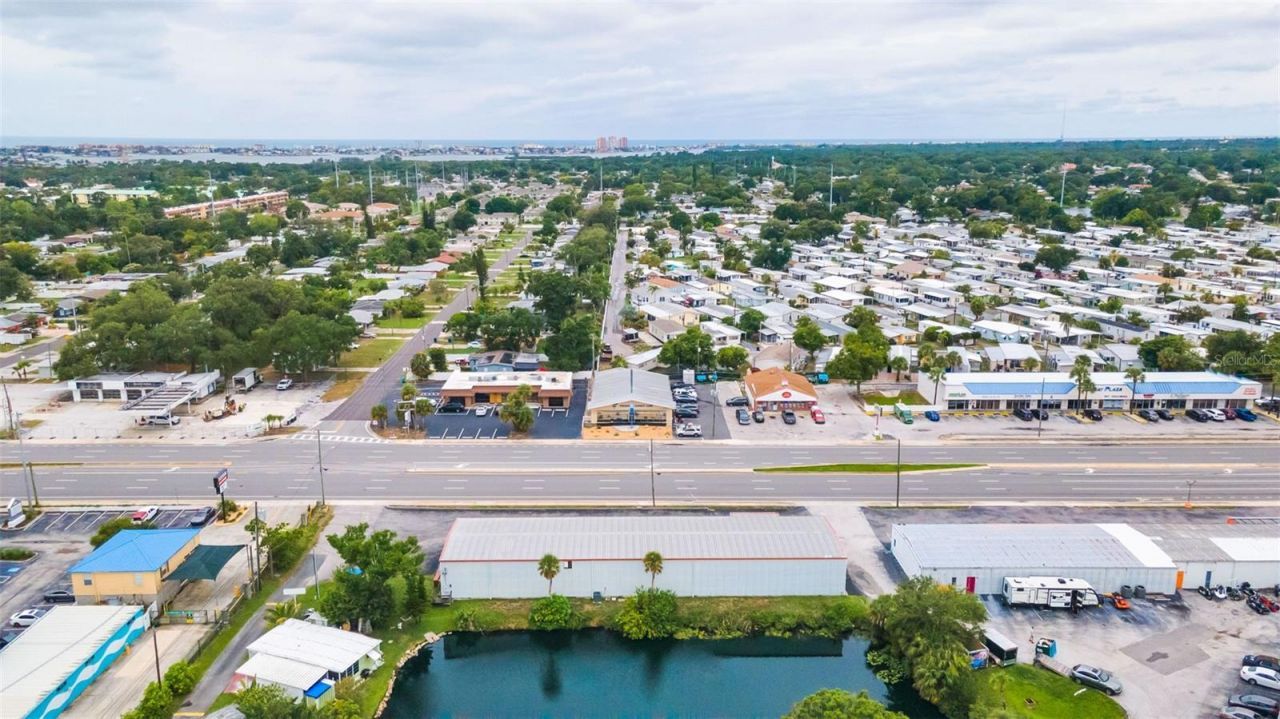 6581 Seminole Boulevard, Seminole, FL 33772 Photo