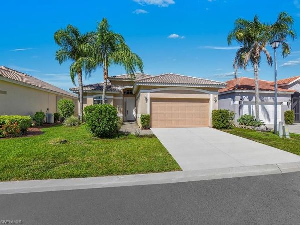 11204 Lakeland CIR, FORT MYERS, FL 33913