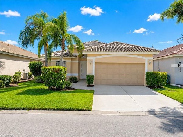 11204 Lakeland CIR, FORT MYERS, FL 33913