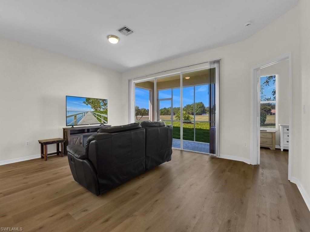 11204 Lakeland Cir, Fort Myers, FL 33913 Photo