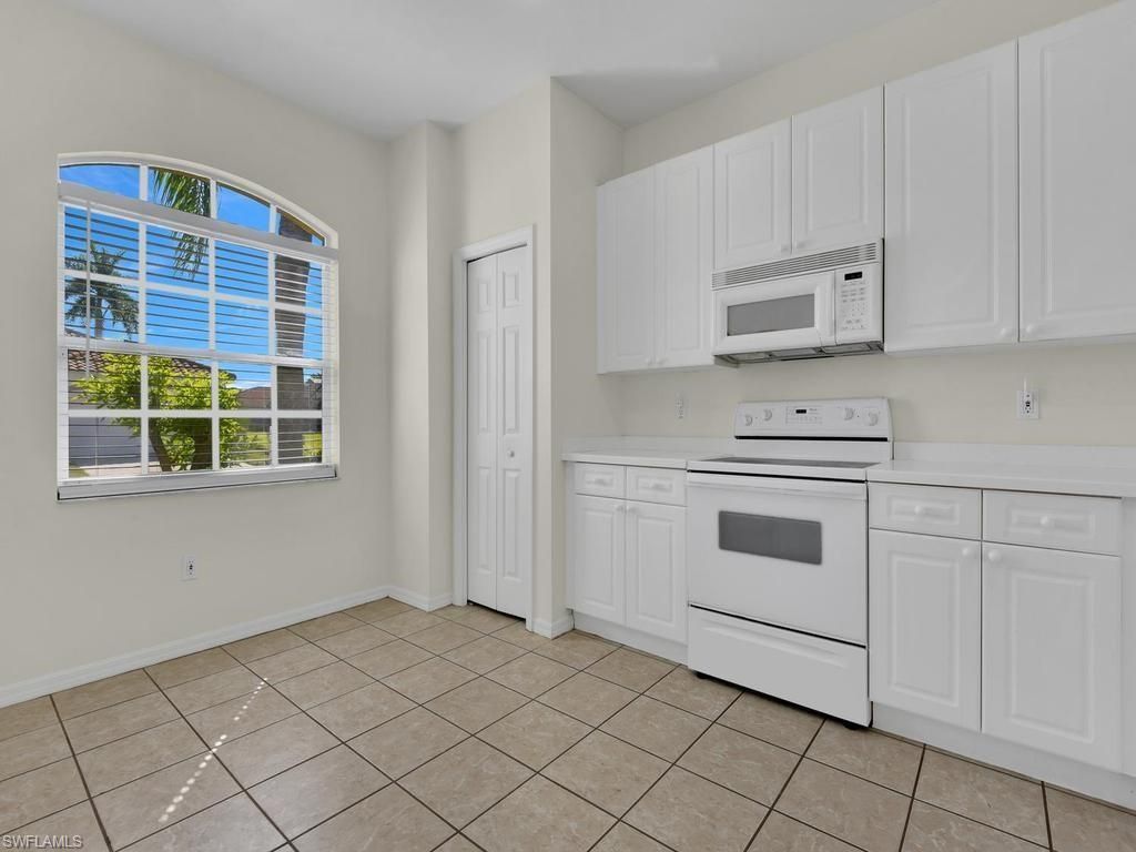 11204 Lakeland Cir, Fort Myers, FL 33913 Photo