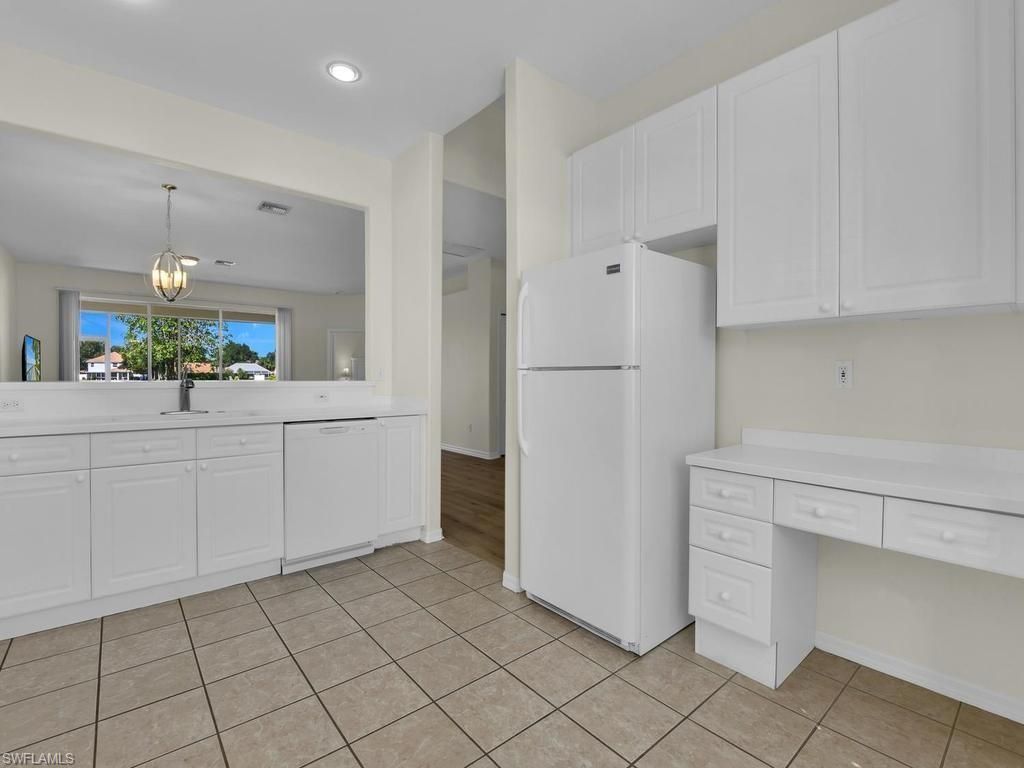 11204 Lakeland Cir, Fort Myers, FL 33913 Photo