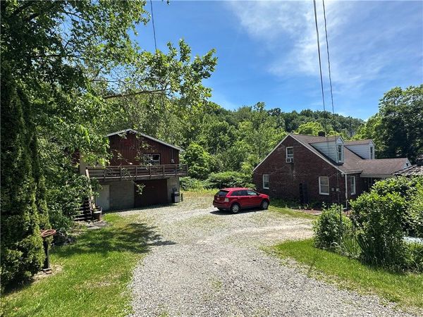 724 Long Run Road , Mckeesport, PA 15132