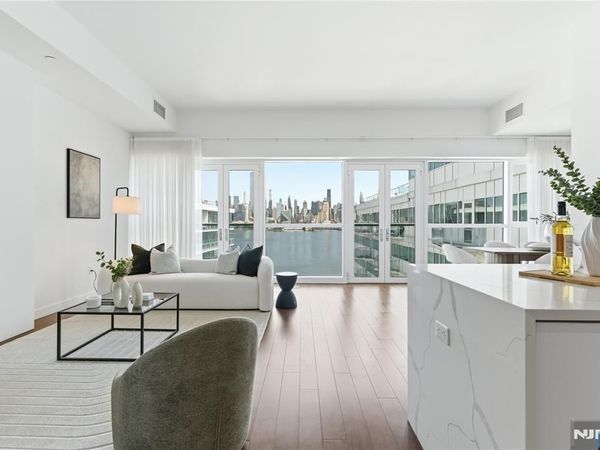 800 Ave At Port Imperial Boulevard 1010, Unit 1010, WEEHAWKEN, NJ 07086