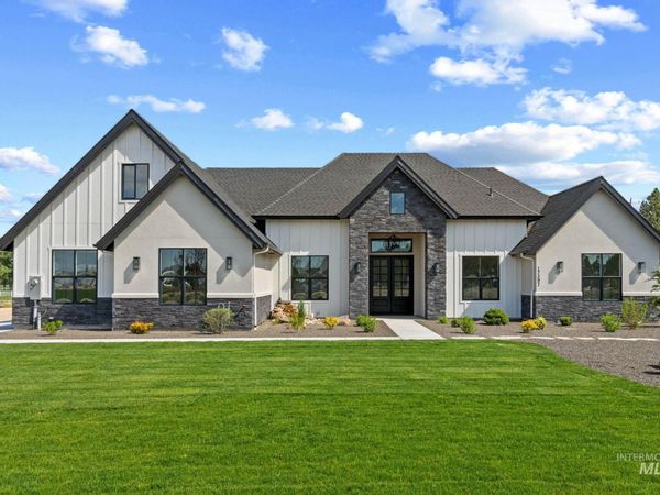 17397 Madison Rd, Nampa, ID 83687