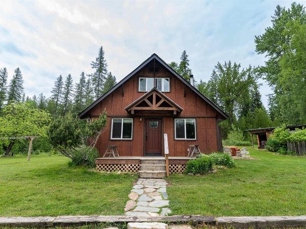 5692 Meadow Creek Road, Bonners Ferry, ID 83805