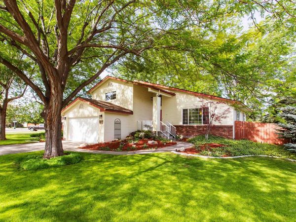 1037 Pahsimeroi Drive, Twin Falls, ID 83301