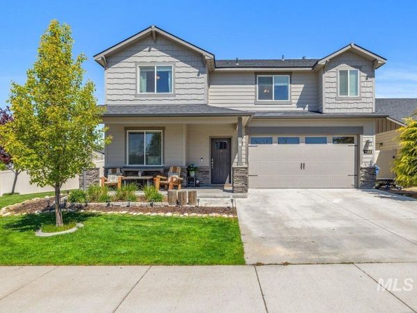 9644 W Goldenpond Ct, Boise, ID 83709