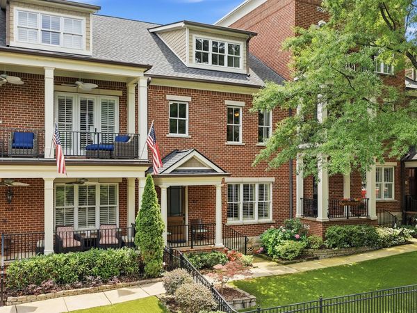 212 Cherry Street, Chattanooga, TN 37403