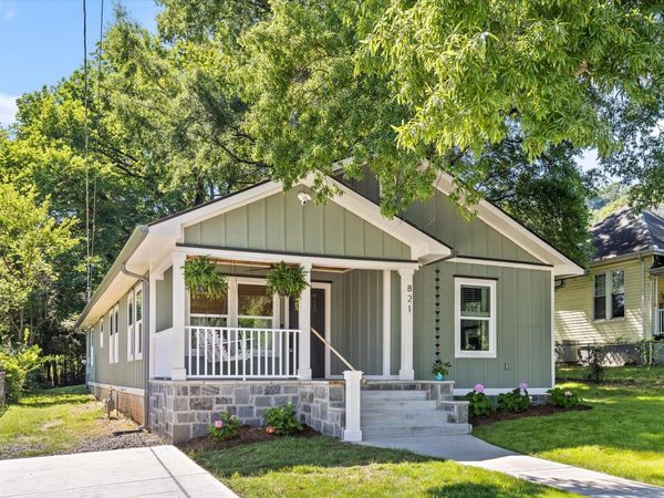 821 Spears Avenue, Chattanooga, TN 37405