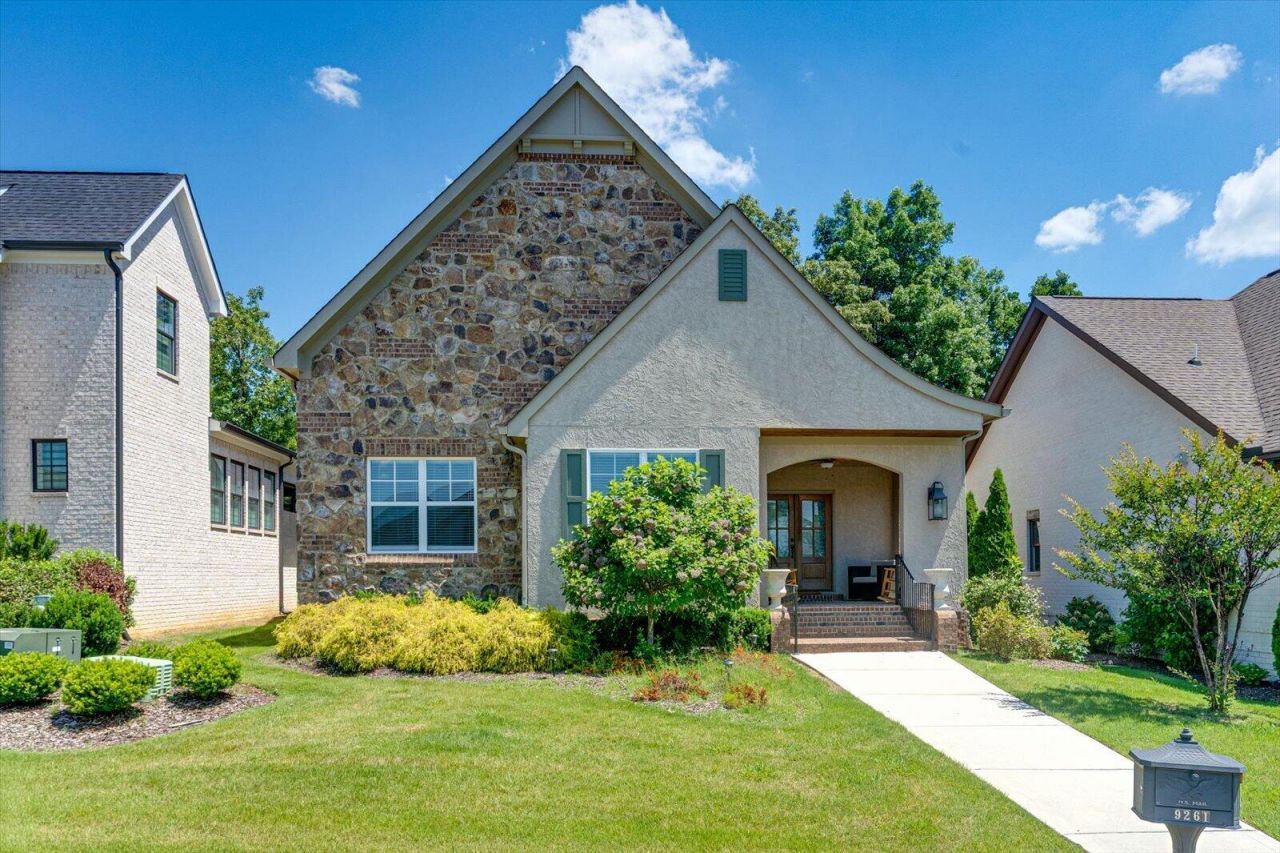 9261 Skyfall Drive, Ooltewah, TN 37363 Main Photo