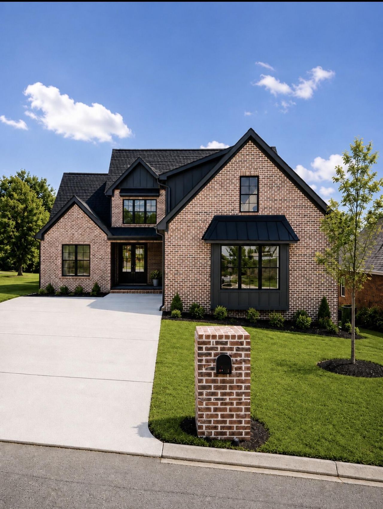 9842 Leslie Sandidge Drive, Ooltewah, TN 37363 Main Photo
