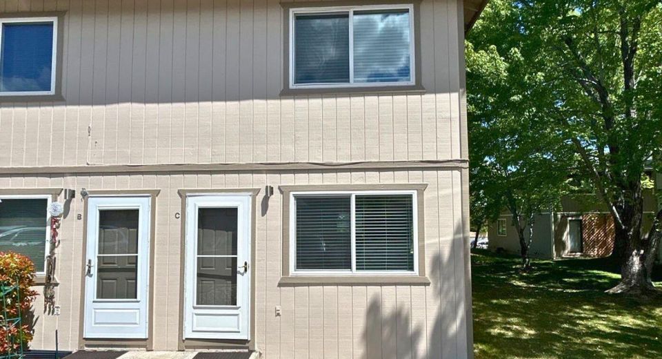 3673 Grant Drive, Unit C, Reno, NV 89509 Photo