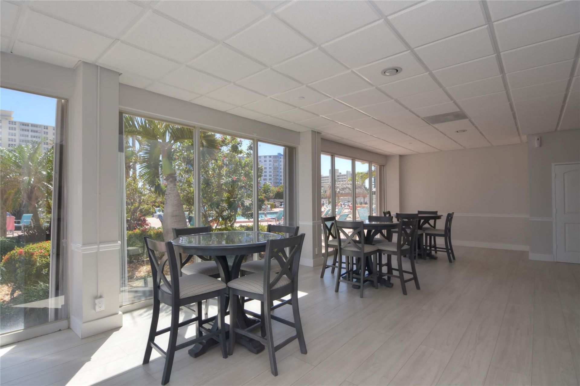 405 N Ocean Boulevard, Unit 207, Pompano Beach, FL 33062 Photo
