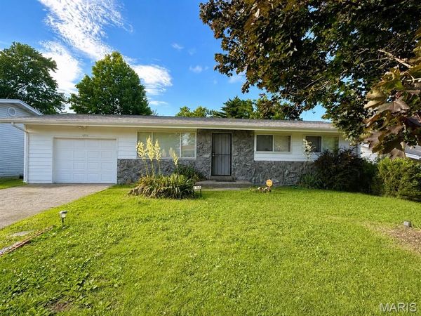 1755 Hudson Road , St Louis, MO 63136