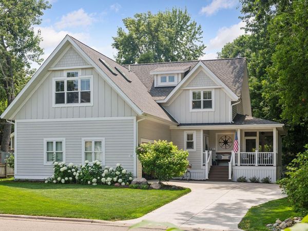 180 Bell Street, Excelsior, MN 55331