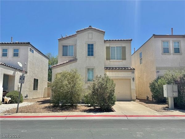 10424 Palm Village Street , Las Vegas, NV 89183