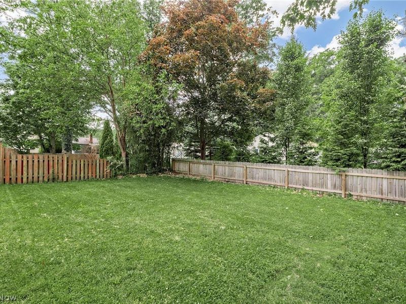590 Glen Park Drive, Bay Village, OH 44140 Photo 48