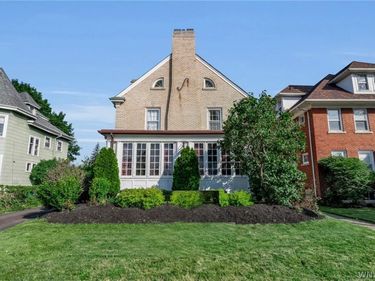 2740 Main Street, Buffalo, NY 14214
