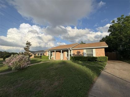6100 Landmark Drive Waco, TX 76710