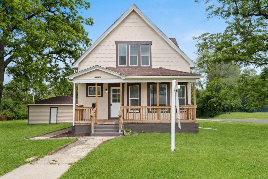 1213 Elgin Avenue , Joliet, IL 60432 Main Photo