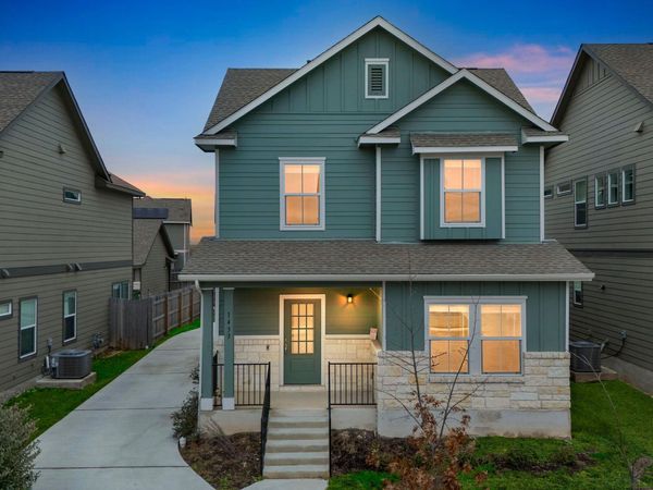 1433 Weatherford LN , Leander, TX 78641