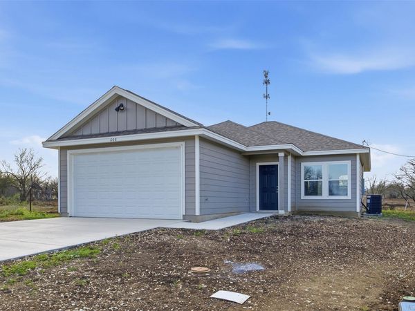 608 Mustang CIR , Nixon, TX 78140