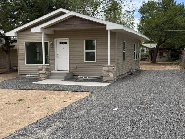 329 Lincoln Street, Kimberly, ID 83341