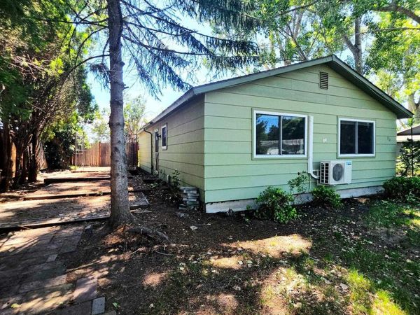 910 Harmon Way, Middleton, ID 83644