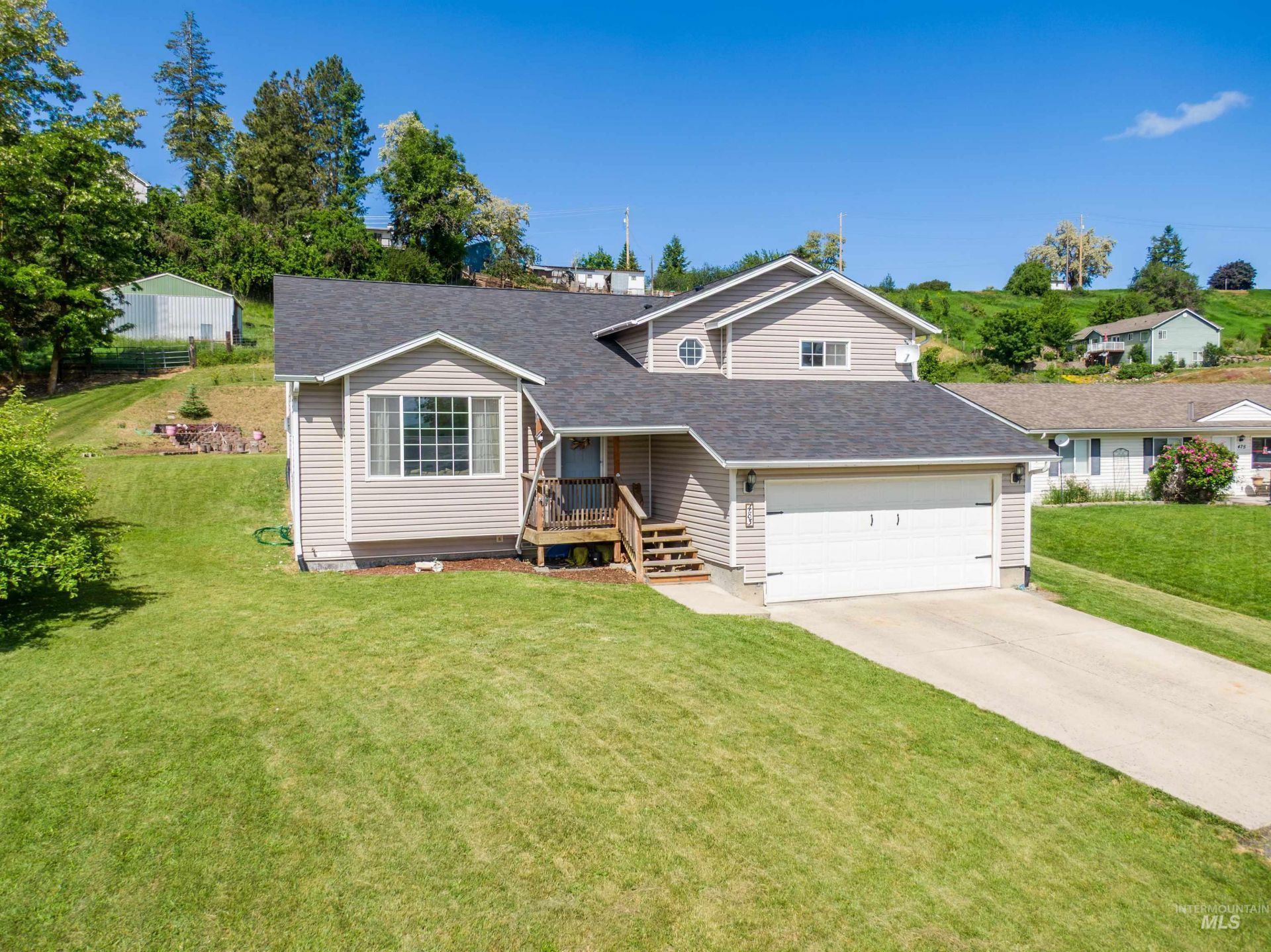 483 E Valleyview Avenue, Genesee, ID 83832 Main Photo