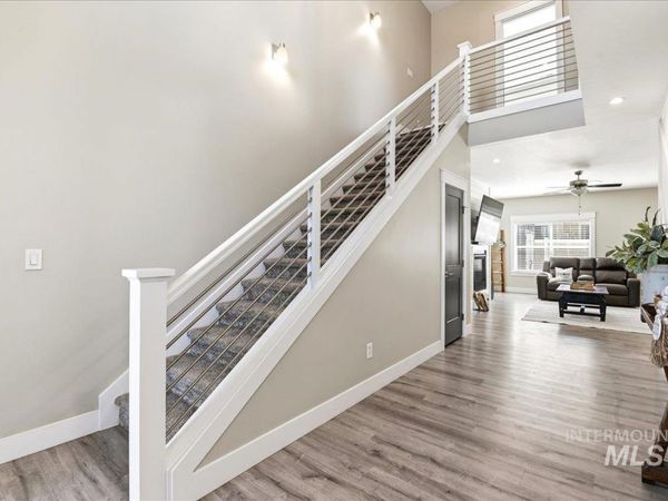 50 S Quincannon Ave, Star, ID 83669