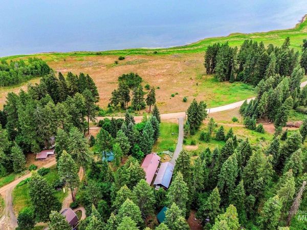 1201 W Mountain Rd., Cascade, ID 83611