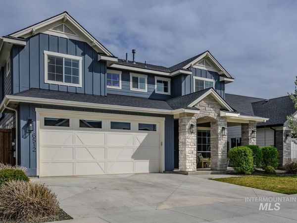 6512 N Oakstone Ave, Meridian, ID 83646