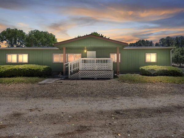8950 W Edgeview Ln, Eagle, ID 83616