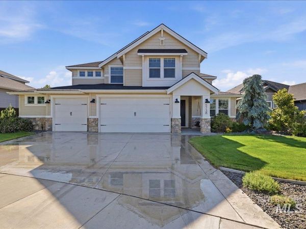 5738 N Lichfield Ave, Meridian, ID 83646