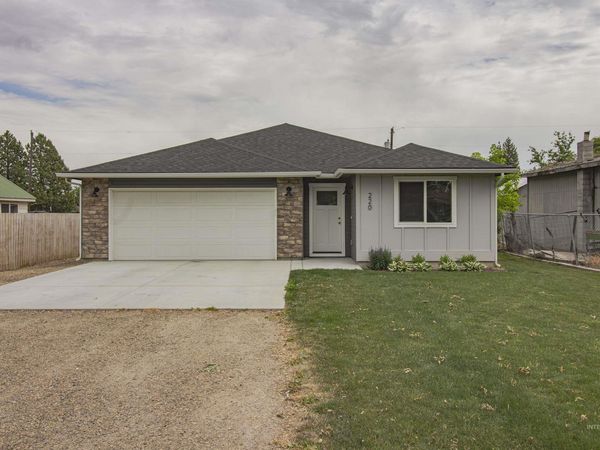 220 S Park Ave, New Plymouth, ID 83655