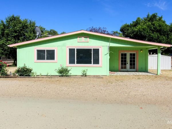25960 Vermont St, Parma, ID 83660