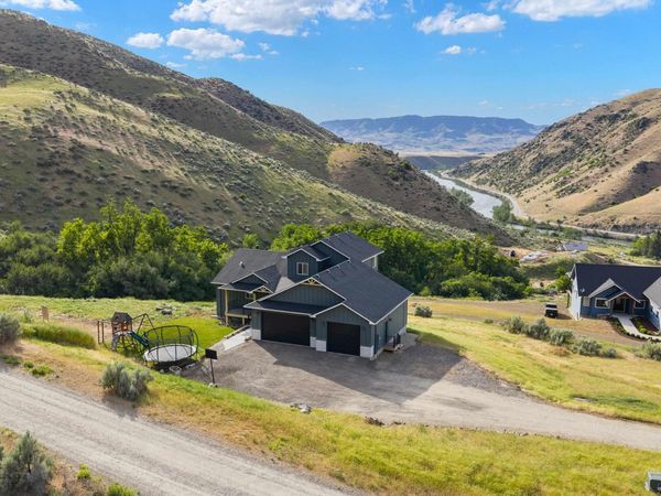 44 Shoemaker, Horseshoe Bend, ID 83629