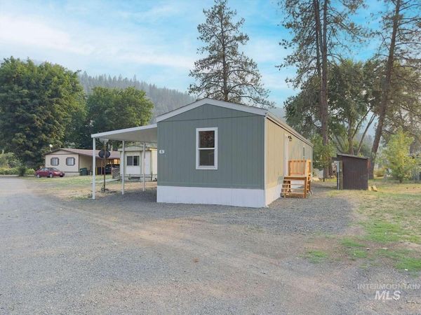 5 Kokanee Ln, Orofino, ID 83544