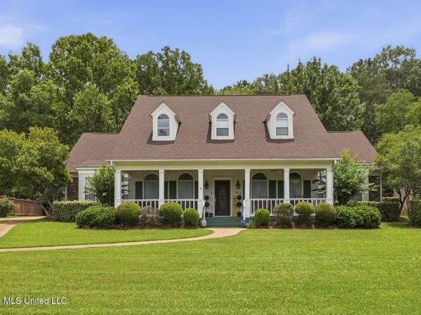 443 Woodlands Circle, Brandon, MS 39047