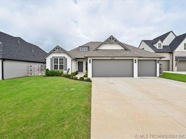 13702 S 21st Street East , Bixby, OK 74008