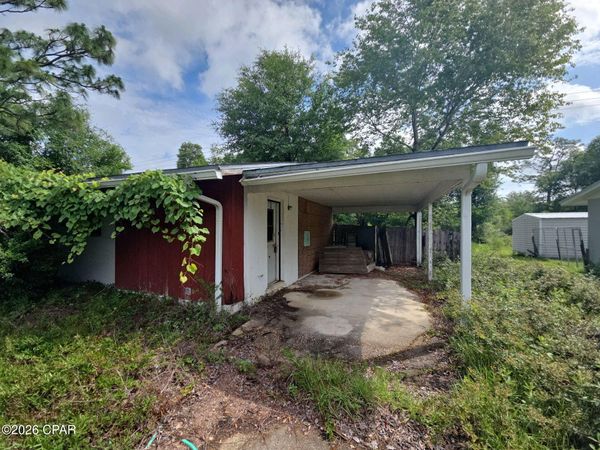 1732 Salem Drive, Chipley, FL 32428