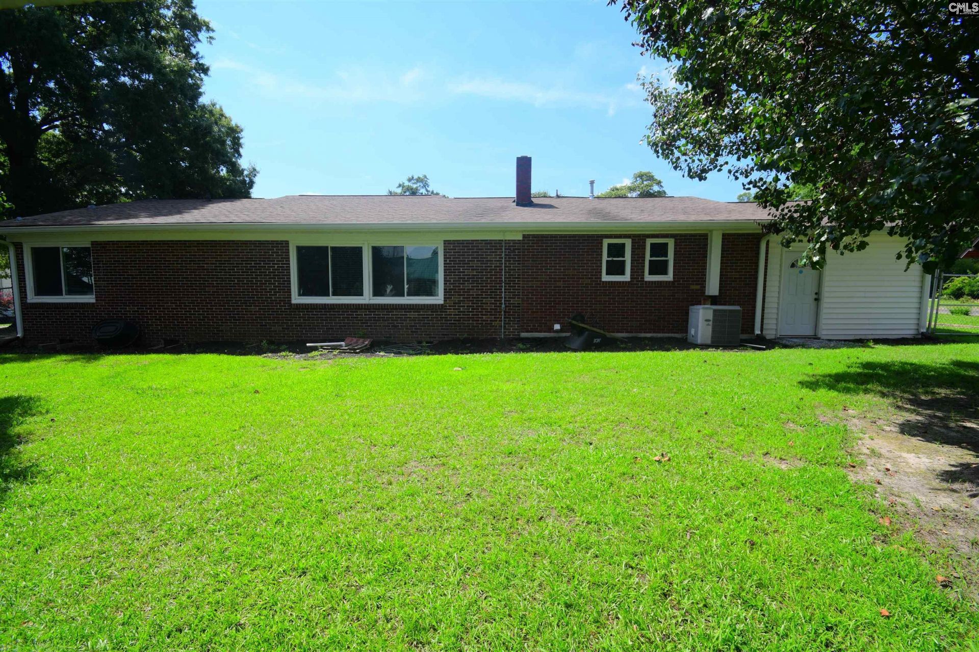 2631 Deloache Avenue Photo 14