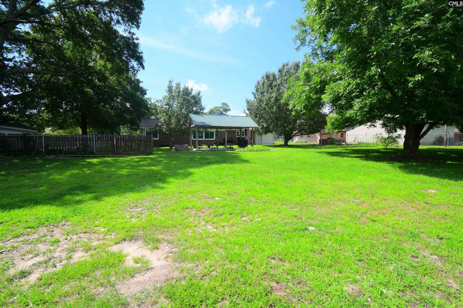 2631 Deloache Avenue Photo 16