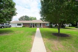 2631 Deloache Avenue photo 4