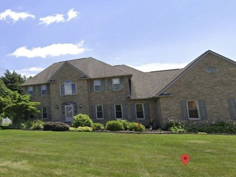 2710 Missenden Street NW, North Canton, OH 44720 Photo 1
