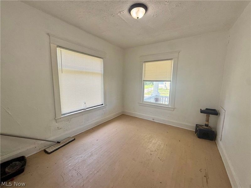 399 W Warren Avenue, Youngstown, OH 44511 Photo 7