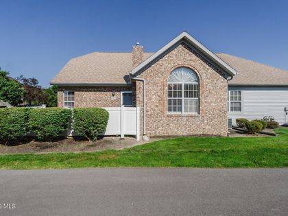 2257 Fox Run Cir Findlay, OH 45840