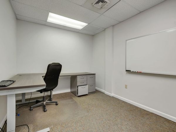 1700 SW Capital Circle , Tallahassee, FL 32310