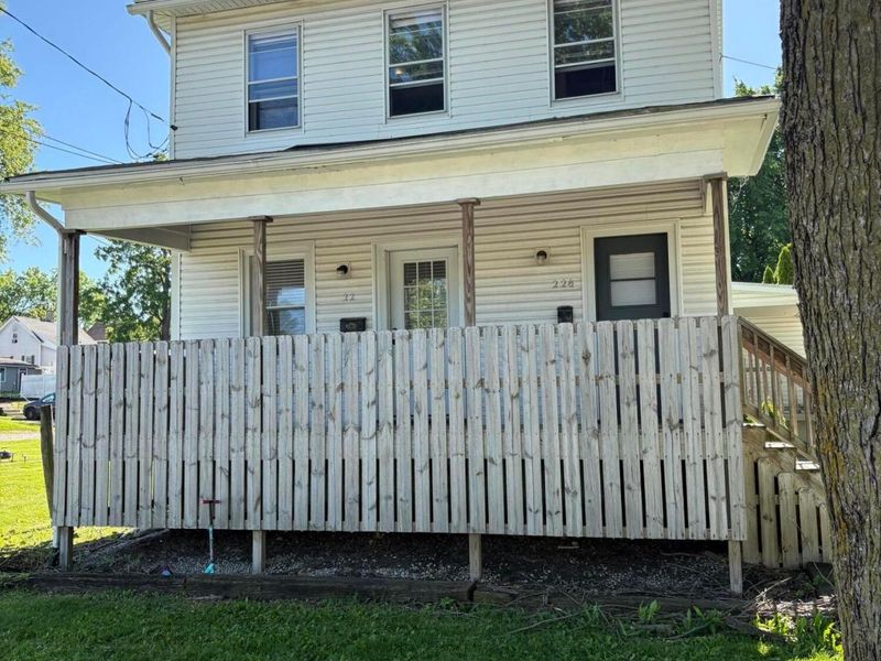 22 Estelle Street , Delaware, OH 43015 Photo 2
